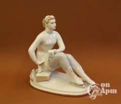 Скульптура "Фигуристка" ("Фигуристка-физкультурница")